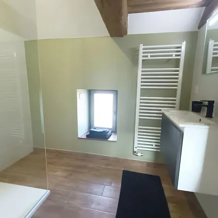 Apartamento Independant La Tour Des Tuileries Aydoilles