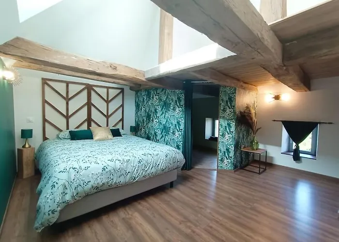 Independant La Tour Des Tuileries Aydoilles