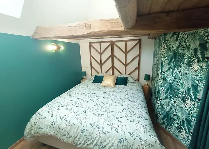 Independant La Tour Des Tuileries * Aydoilles